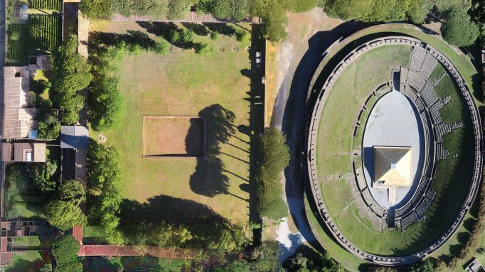 Nuove ricerche nella regio II di Pompei. Le indagini del progetto PRAEDIA